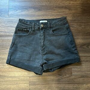 Forever 21 high-waisted Black Jean shorts size 27